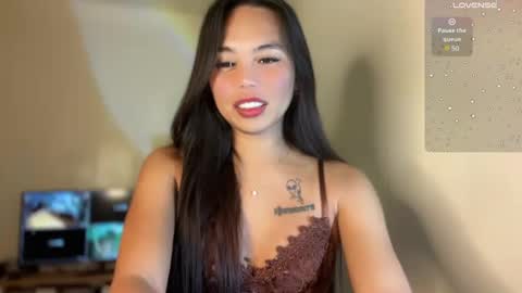 Snapshot of petitegirlx69 chatting on January 12, 2025, 2:41 pm miss lisa online show from January 12, 2025, 2:41 pm