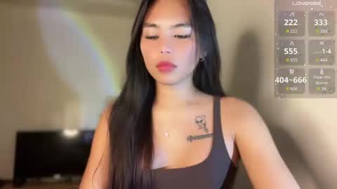 Snapshot of petitegirlx69 chatting on January 17, 2025, 2:50 pm miss lisa online show from January 17, 2025, 2:50 pm