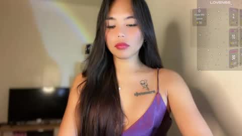 Snapshot of petitegirlx69 chatting on January 20, 2025, 8:50 pm miss lisa online show from January 20, 2025, 8:50 pm