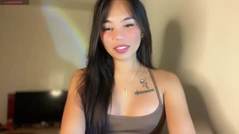 Snapshot of petitegirlx69 chatting on February 16, 2025, 11:27 am miss lisa online show from February 16, 2025, 11:27 am