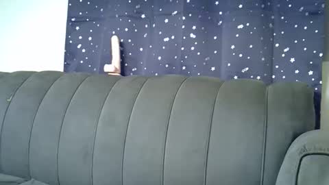 Snapshot of petitekittyy chatting on February 17, 2026, 3:25 am Kitty online show from February 17, 2026, 3:25 am