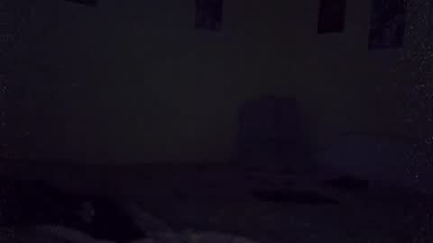 Snapshot of petitekittyy chatting on May 2, 2026, 9:09 pm Kitty online show from May 2, 2026, 9:09 pm