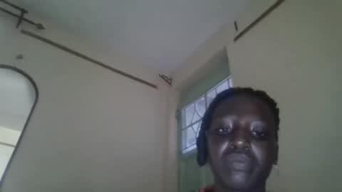 Snapshot of petitekittyy chatting on May 3, 2026, 3:29 pm Kitty online show from May 3, 2026, 3:29 pm
