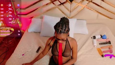 Snapshot of petitelittleebony chatting on September 26, 2025, 3:10 am little sharon online show from September 26, 2025, 3:10 am