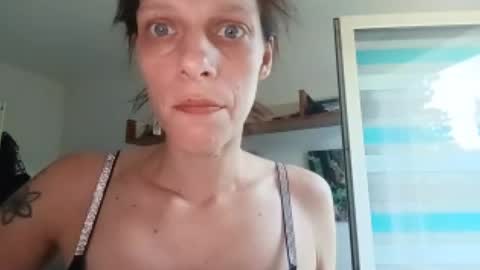 Snapshot of petra55555 chatting on August 4, 2026, 6:10 pm petra55555 online show from August 4, 2026, 6:10 pm