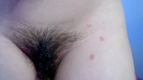 i.. .U can call me Nick ....    Help me to reach 200 thumbs up online show from January 11, 2025, 2:09 am