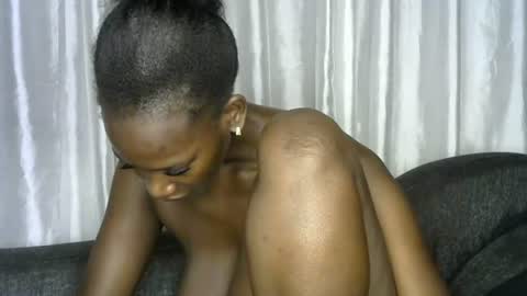 pettite_cora1 online show from June 17, 2026, 4:52 pm