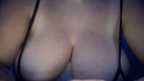 peular online show from July 21, 2026, 7:49 pm