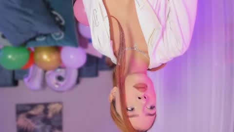 Snapshot of peytonn_monroe chatting on July 23, 2026, 8:40 pm peytonn_monroe online show from July 23, 2026, 8:40 pm