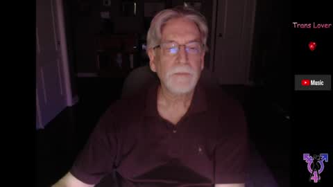 Snapshot of pghk2000 chatting on August 4, 2026, 5:32 am George online show from August 4, 2026, 5:32 am