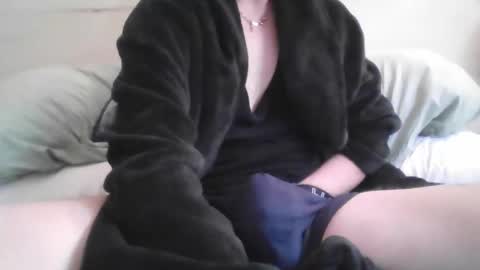 Snapshot of pgramlin09 chatting on December 2, 2025, 8:37 pm pgramlin09 online show from December 2, 2025, 8:37 pm