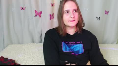 phantommira online show from December 2, 2024, 8:44 pm