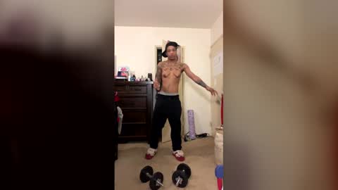 Snapshot of phat_ftm_klit87 chatting on May 2, 2026, 4:01 pm phat_ftm_klit87 online show from May 2, 2026, 4:01 pm
