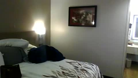 Snapshot of phatassblond chatting on December 7, 2024, 1:14 am PhatAssBlond online show from December 7, 2024, 1:14 am