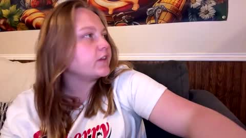 Snapshot of phatassblond chatting on September 25, 2025, 12:14 am PhatAssBlond online show from September 25, 2025, 12:14 am