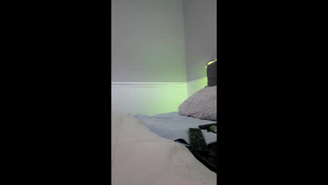 Snapshot of philemmaup chatting on June 3, 2026, 8:17 am philemmaup online show from June 3, 2026, 8:17 am