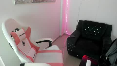 philip_cuellar online show from August 2, 2026, 1:09 pm