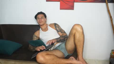 Snapshot of philip_dalton chatting on September 17, 2025, 12:56 am Philip Dalton online show from September 17, 2025, 12:56 am