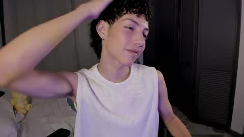 Phil.   INDEPENDENT MODEL online show from June 5, 2026, 11:21 pm
