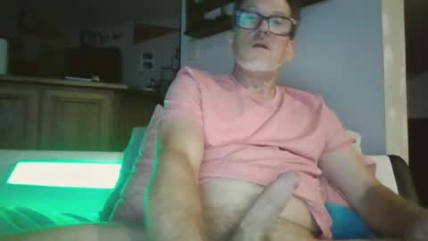 Snapshot of philuup225694 chatting on June 20, 2026, 6:16 am philuup225694 online show from June 20, 2026, 6:16 am
