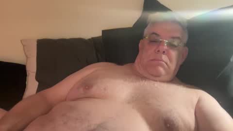 Snapshot of phlpjd chatting on November 18, 2025, 7:24 am phlpjd online show from November 18, 2025, 7:24 am