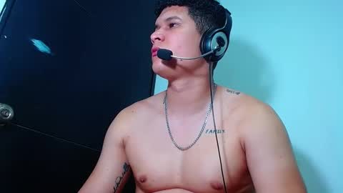 AdnierGnz online show from February 14, 2025, 7:28 am