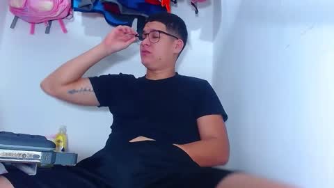 AdnierGnz online show from September 27, 2025, 9:58 am