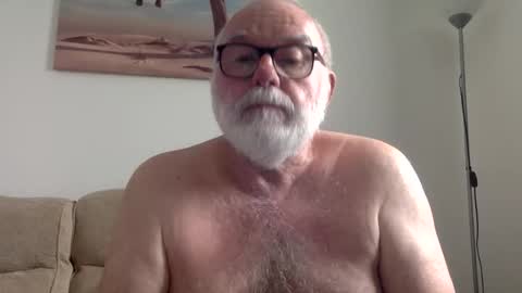 Snapshot of phozzagain chatting on June 1, 2026, 1:46 pm phozzagain online show from June 1, 2026, 1:46 pm