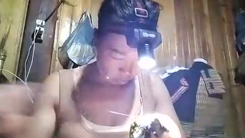 phuong_vietnam online show from June 26, 2026, 2:10 pm