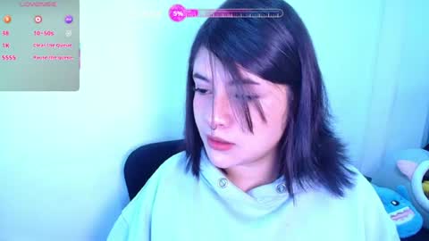 phylavell_ online show from August 7, 2026, 11:18 pm