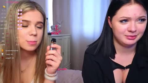 Snapshot of phyllisheart chatting on February 28, 2025, 10:30 am Lora black and Lili blonde welcome you here online show from February 28, 2025, 10:30 am