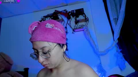 Snapshot of piafisher_ chatting on February 19, 2025, 10:34 am PIA FISHER online show from February 19, 2025, 10:34 am