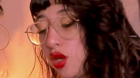 Snapshot of piafisher_ chatting on October 11, 2025, 1:27 am PIA FISHER online show from October 11, 2025, 1:27 am