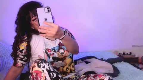 Snapshot of piafisher_ chatting on November 27, 2025, 2:02 am PIA FISHER online show from November 27, 2025, 2:02 am