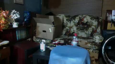 Snapshot of pict8kr chatting on December 18, 2025, 3:23 am BEDBULL online show from December 18, 2025, 3:23 am