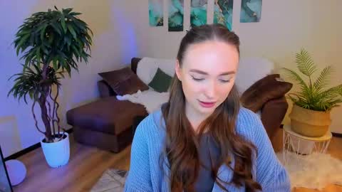 Emelie online show from February 27, 2025, 4:21 pm