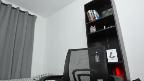 Pierre online show from January 30, 2025, 2:49 am