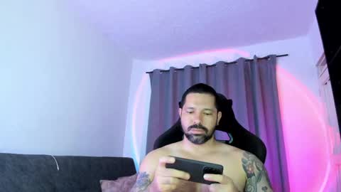 Snapshot of pierrevidal chatting on May 15, 2026, 11:01 pm Pierre online show from May 15, 2026, 11:01 pm