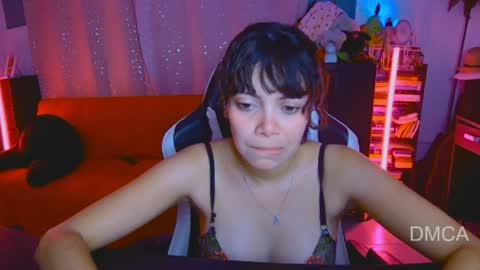 Snapshot of piixiie_d_oll chatting on April 1, 2026, 2:56 am Andrea G online show from April 1, 2026, 2:56 am