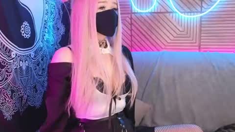 Sonya online show from July 28, 2026, 10:53 pm