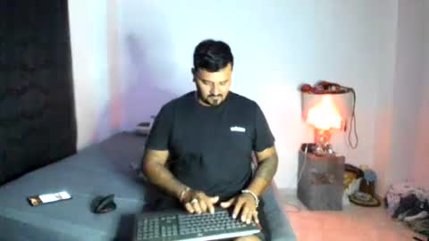 pikoro_gomez online show from July 31, 2026, 11:59 pm