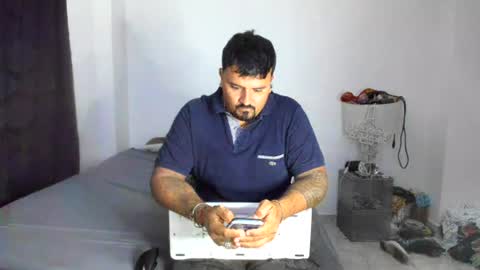 pikoro_gomez online show from August 4, 2026, 12:25 am