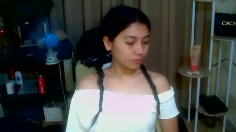 pinay_aangel online show from April 3, 2026, 1:25 am
