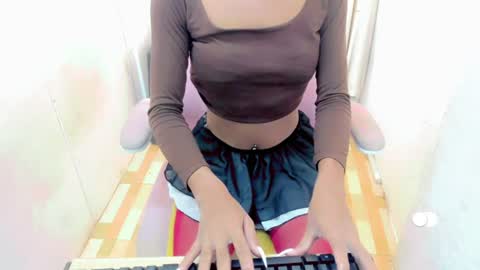 Snapshot of pinay_alexa chatting on July 4, 2026, 3:40 pm alexa online show from July 4, 2026, 3:40 pm