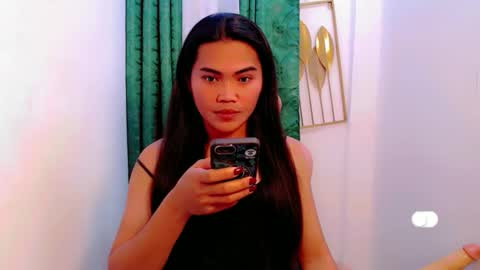 pinay_cristine online show from November 18, 2025, 3:49 pm