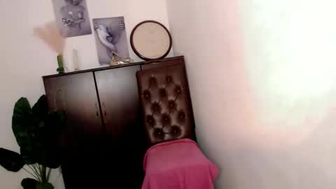 Snapshot of pinay_ivy chatting on May 20, 2026, 1:45 am Ivy Morningstar online show from May 20, 2026, 1:45 am