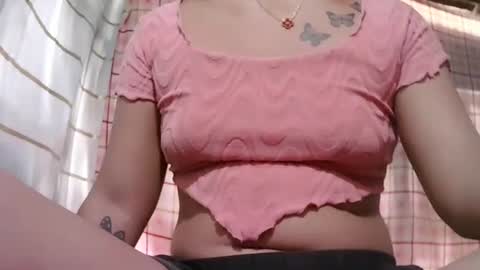 Snapshot of pinay_janella10 chatting on October 25, 2025, 4:31 am pinay_janella10 online show from October 25, 2025, 4:31 am