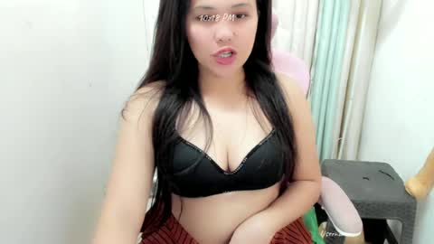 pinay_juliet online show from June 24, 2026, 2:27 pm