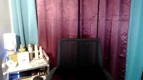 lucyLove online show from July 19, 2026, 3:54 am