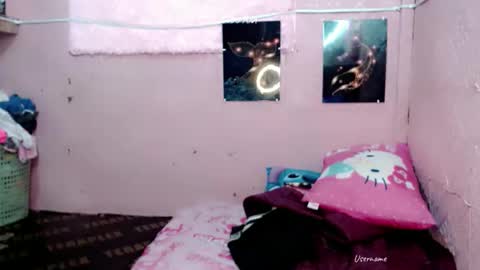 Snapshot of pinay_romancee chatting on February 15, 2026, 10:36 am pinay_romancee online show from February 15, 2026, 10:36 am